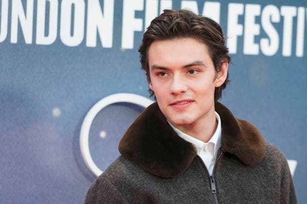 Louis Partridge bei der Premiere des Kinofilms Jay Kelly auf dem 69. BFI London Film Festival 2025 in der Royal Festival Hall. London, 10.10.2025