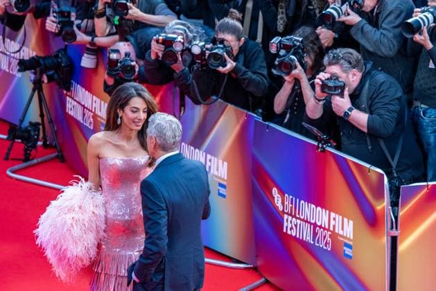 Jay Kelly Headline Gala - The 69th BFI London Film Festival in London - 10 Oct 2025 Amal Clooney and George Clooney attend the Headline Gala screening of Jay Kelly during the 69th BFI London Film Festival at The Royal Festival Hall. London United Kingdom Copyright: xLoredanaxSangiulianox xSOPAxImagesx LSangiuliano-4785