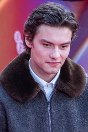 Jay Kelly Headline Gala - The 69th BFI London Film Festival in London - 10 Oct 2025 Louis Partridge attends the Headline Gala screening of Jay Kelly during the 69th BFI London Film Festival at The Royal Festival Hall. London United Kingdom Copyright: xLoredanaxSangiulianox xSOPAxImagesx LSangiuliano-4736