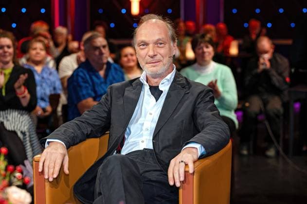 MDR - Riverboat. Schauspieler Martin Brambach anläßlich der Aufzeichnung der MDR - Talkshow Riverboat am 10.10.2025 in der Mediacity Leipzig. 20251010ADO0025 *** MDR Riverboat actor Martin Brambach on the occasion of the recording of the MDR talk show Riverboat on 10 10 2025 at Mediacity Leipzig 20251010ADO0025