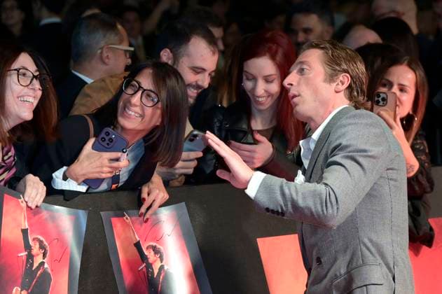 Jeremy Allen White bei der Premiere des Kinofilms Springsteen Liberami dal nulla Springsteen: Deliver Me from Nowhere im Space Cinema Moderno. Rom, 10.10.2025