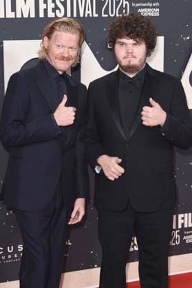 Jesse Plemons und Aidan Delbis bei der Premiere des Kinofilms Bugonia auf dem 69. BFI London Film Festival 2025 in der Royal Festival Hall. London, 10.10.2025