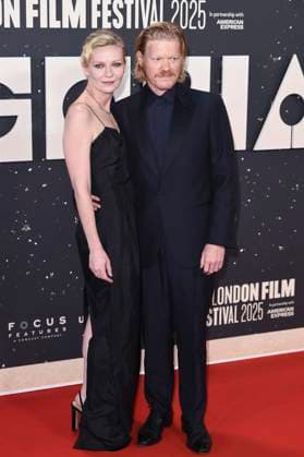 Kirsten Dunst mit Ehemann Jesse Plemons bei der Premiere des Kinofilms Bugonia auf dem 69. BFI London Film Festival 2025 in der Royal Festival Hall. London, 10.10.2025