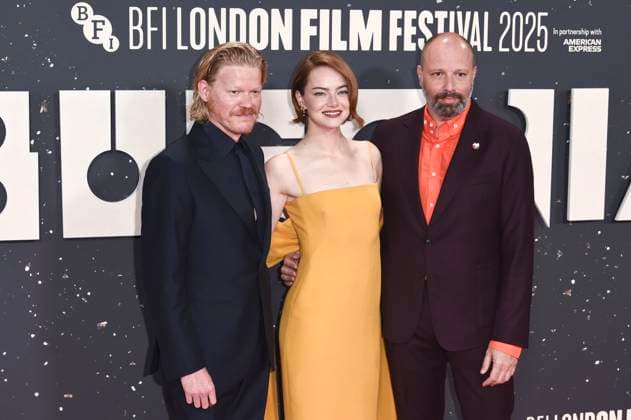 Jesse Plemons, Emma Stone und Yorgos Lanthimos bei der Premiere des Kinofilms Bugonia auf dem 69. BFI London Film Festival 2025 in der Royal Festival Hall. London, 10.10.2025