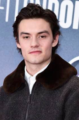 Louis Partridge bei der Premiere des Kinofilms Jay Kelly auf dem 69. BFI London Film Festival 2025 in der Royal Festival Hall. London, 10.10.2025