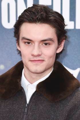 Louis Partridge bei der Premiere des Kinofilms Jay Kelly auf dem 69. BFI London Film Festival 2025 in der Royal Festival Hall. London, 10.10.2025