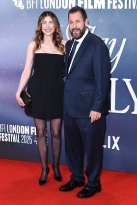 Jackie Sandler mit Ehemann Adam Sandler bei der Premiere des Kinofilms Jay Kelly auf dem 69. BFI London Film Festival 2025 in der Royal Festival Hall. London, 10.10.2025