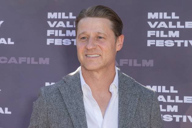 48th Mill Valley Film Festival - US premiere of Everyone Is Lying to You for Money Director, Producer, and Writer Ben McKenzie attend the US premiere of the documentary Everyone is Lying to You for Money at the 48th Mill Valley Film Festival at the Outdoor Art Club on October 11, 2025 in Mill Valley, California Mill Valley Outdoor Art Club California USA Copyright: xPicturexHappyxPhotosx