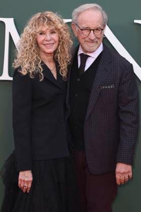 Kate Capshaw mit Ehemann Steven Spielberg bei der Premiere des Kinofilms Hamnet auf dem 69. BFI London Film Festival 2025 in der Royal Festival Hall. London, 11.10.2025