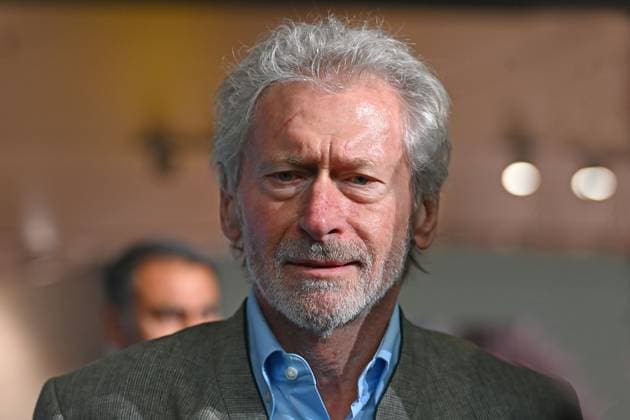 Paul BREITNER (Ex-Fussballprofi), Einzelbild,angeschnittenes Einzelmotiv,Portraet,Portrait,Porträt. Bayerischer Sportpreis 2025 in der BMW Welt, Roter Teppich,Red Carpet am 11.10.2025