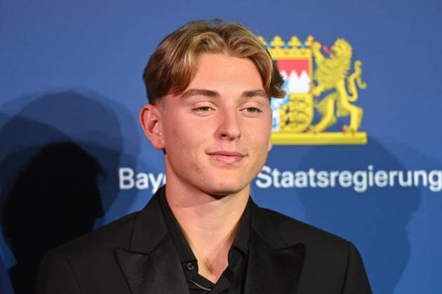 Justin ENGEL (Tennis Profi), Einzelbild,angeschnittenes Einzelmotiv,Portraet,Portrait,Porträt. Bayerischer Sportpreis 2025 in der BMW Welt, Roter Teppich,Red Carpet am 11.10.2025