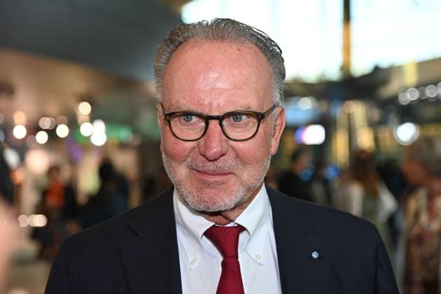 Karl Heinz RUMMENIGGE, (ehemaliger Vorstandsvorsitzender FC Bayern Muenchen), Einzelbild,angeschnittenes Einzelmotiv,Portraet,Portrait,Porträt. Bayerischer Sportpreis 2025 in der BMW Welt, Roter Teppich,Red Carpet am 11.10.2025