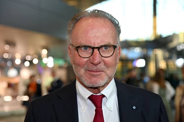 Karl Heinz RUMMENIGGE, (ehemaliger Vorstandsvorsitzender FC Bayern Muenchen), Einzelbild,angeschnittenes Einzelmotiv,Portraet,Portrait,Porträt. Bayerischer Sportpreis 2025 in der BMW Welt, Roter Teppich,Red Carpet am 11.10.2025