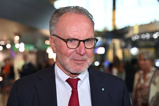 Karl Heinz RUMMENIGGE, (ehemaliger Vorstandsvorsitzender FC Bayern Muenchen), Einzelbild,angeschnittenes Einzelmotiv,Portraet,Portrait,Porträt. Bayerischer Sportpreis 2025 in der BMW Welt, Roter Teppich,Red Carpet am 11.10.2025
