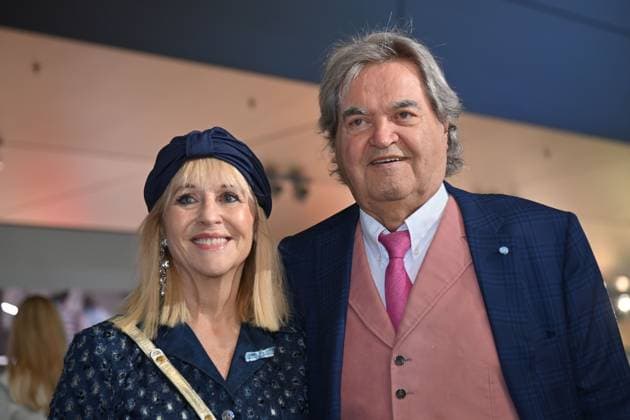 Helmut MARKWORT mit Ehefrau Patricia RIEKEL. Bayerischer Sportpreis 2025 in der BMW Welt, Roter Teppich,Red Carpet am 11.10.2025