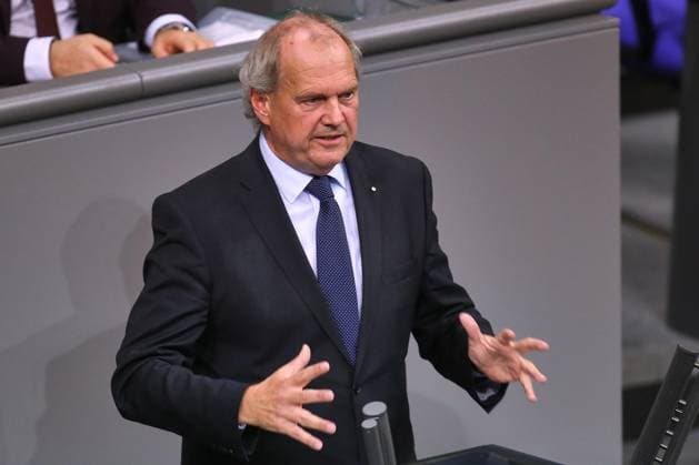 Berlin, Deutschland, 08.10.2025: Deutscher Bundestag: 30. Bundestagssitzung: Fritz Güntzler, CDU *** Berlin, Germany, 08 10 2025 German Bundestag 30 Bundestag session Fritz Güntzler, CDU Copyright: xdtsxNachrichtenagenturx dts_86793