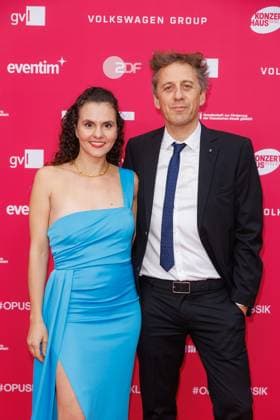 Award - Deutscher Filmpreis 2024 Danae Doerken und Pascal Schumacher beim Opus Klassik 2025 im Konzerthaus am Gendarmenmarkt am 12.10.2025 in Berlin. Copyright: xEventpressxKochanx