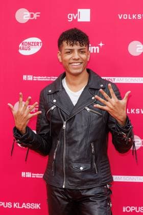 Award - Deutscher Filmpreis 2024 Louis Philippson beim Opus Klassik 2025 im Konzerthaus am Gendarmenmarkt am 12.10.2025 in Berlin. Copyright: xEventpressxKochanx