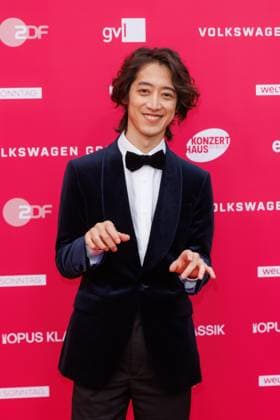 Award - Deutscher Filmpreis 2024 Hayato Sumino beim Opus Klassik 2025 im Konzerthaus am Gendarmenmarkt am 12.10.2025 in Berlin. Copyright: xEventpressxKochanx