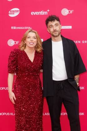 Award - Deutscher Filmpreis 2024 Anna Novak und Tim Allhoff beim Opus Klassik 2025 im Konzerthaus am Gendarmenmarkt am 12.10.2025 in Berlin. Copyright: xEventpressxKochanx