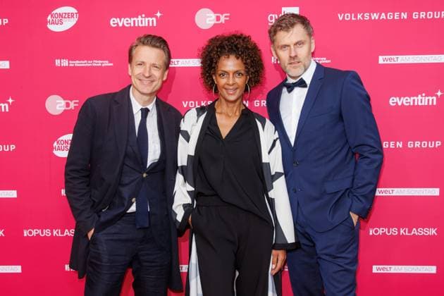 Award - Deutscher Filmpreis 2024 Maximilian von Pufendorf, Dennenesch Zoude und Jens Atzorn beim Opus Klassik 2025 im Konzerthaus am Gendarmenmarkt am 12.10.2025 in Berlin. Copyright: xEventpressxKochanx