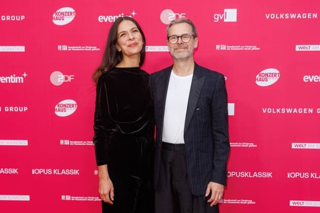 Award - Deutscher Filmpreis 2024 Theresa Kronthaler und Matthias Matschke beim Opus Klassik 2025 im Konzerthaus am Gendarmenmarkt am 12.10.2025 in Berlin. Copyright: xEventpressxKochanx