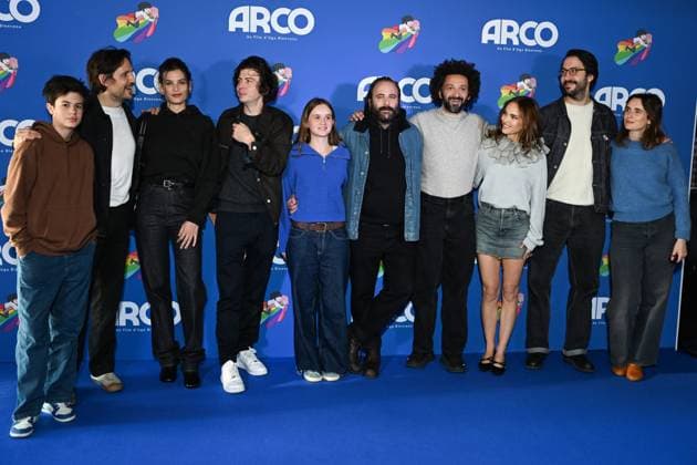 Alma Jodorowsky, Oscar Tresanini, Ugo Bienvenu, Margot Ringard Oldra, Vincent Macaigne and William Lebghil , Natalie Portman attend the Arco Premiere at UGC Cine Cite Bercy 449620 2025 10 12 Paris Egypt  Copyright: xLionelxGuericolasx xStarfacex STAR_449620_006