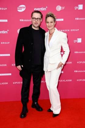 Jeanette Hain mit Sohn Jonas Hain bei der Verleihung des Opus Klassik 2025 im Konzerthaus am Gendarmenmarkt. Berlin, 12.10.2025
