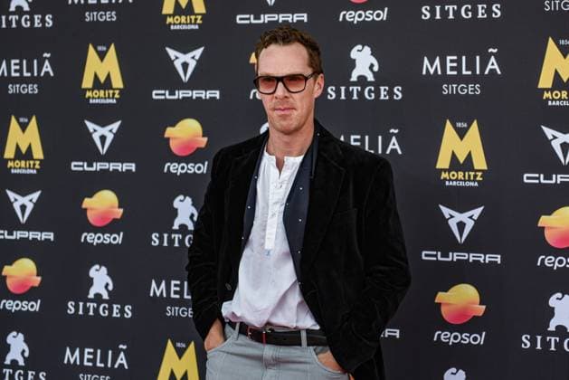 Benedict Cumberbatch receives the Time Machine Award at the Sitges Film Festival 2025 Actor Benedict Cumberbatch poses on the red carpet at the presentation of the film All Evils at the Sitges Film Festival 2025, at the Hotel Meliá, on October 13, 2025, in Sitges, Barcelona, Catalonia Spain The film, a co-production between Chile and Mexico directed by Nicolás Postiglione, is set in the historical context following World War II, when thousands of Nazis fled to South America 13 OCTOBER 2025 SITGES FILM FESTIVAL SITGES BARCELONA CATALUNYA MÁQUINA DEL TIEMPO CINE BENEDICT CUMBERBATCH Sitges, Barcelona Catalunya Sitges, Barcelona Catalunya Espana Copyright: xAlbertoxParedesx 7025182