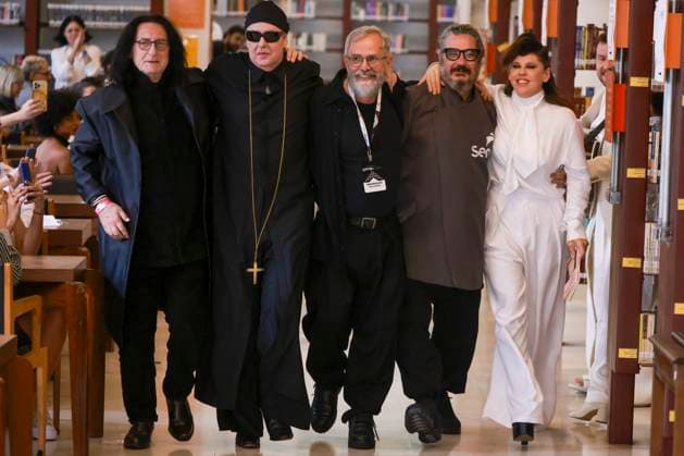 Desfile Joao Pimenta na SPFW n60 em Sao Paulo Sao Paulo (SP), 10 13 2025 fashion show SPFW N60 Joao Pimenta actress Barbara Paz participates in the Joao Pimenta show at Sao Paulo Fashion Week - SPFW N60, at the Mario de Andrade library at Rua da Consolacao 94 - in Republica in Sao Paulo this Monday morning, October 13, 2025. (Foto: Leco Viana Thenews2 imago images) Desfile Joao Pimenta na SPFW n60 em Sao Paulo  Copyright: xLecoxVianax