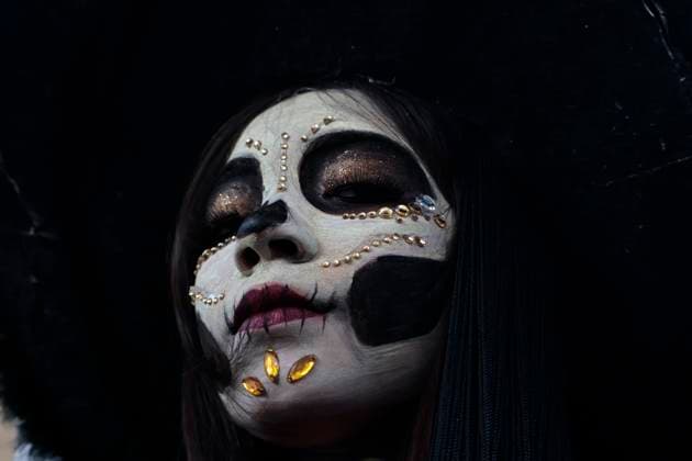 October 13, 2025, Mexico, Cdmx, Mexico: Preparations for the Day of the Dead celebration have begun in the Xochimilco region of Mexico City. In addition to catrinas and catrines, there will be special presentations based on Mexican traditions, not Halloween. The important thing is to keep Mexican traditions alive over any other expression that seeks to replace the elements and importance that the Day of the Dead holds for our country and traditions. Mexico Mexico - ZUMAp204 20251013_zip_p204_008 Copyright: xJosuexPerezx