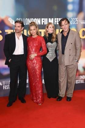 Bradley Cooper, Andra Day, Laura Dern und Will Arnett bei der Premiere des Kinofilms Is This Thing On? auf dem 69. BFI London Film Festival 2025 in der Royal Festival Hall. London, 14.10.2025