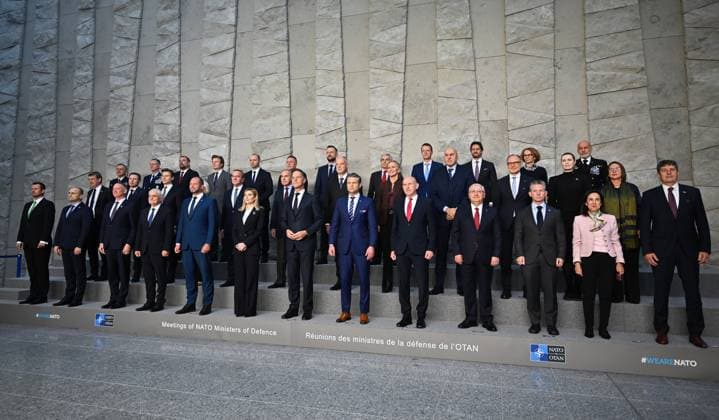 Defense Ministers gather for NATO Meeting in Brussels BRUSSELS, BELGIUM - OCTOBER 15: NATO Secretary General Mark Rutte (front-7th L), UK Defense Minister John Healey (front-5th R), US Defense Secretary Pete Hegseth (front-6th R), and Turkish Defense Minister Yasar Guler (front-4th R) participate in a group photo during the NATO Defense Ministers Meeting at NATO Headquarters in Brussels, Belgium, on October 15, 2025. Dursun Aydemir Anadolu Brussels Brussels. Editorial use only. Please get in touch for any other usage.  Copyright: x2025xAnadoluxDursunxAydemirx