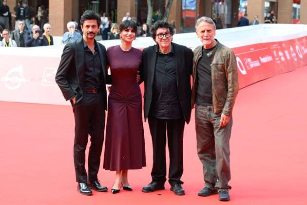 News - Rome Film Festival 2025 Gianni Rosato, Rossella Brescia, Daniele Cipri™ and Cesare Bocci attends the red carpet of the movie Pontifex Un Ponte tra la Misericordia e la Speranza  during the 20th Rome Film Fest at Auditorium Parco della Musica on October 15, 2025 in Rome, Italy. Rome Auditorium Parco Della Musica Italy Copyright: xFabrizioxCorradettix xLiveMediax LPN_2077720