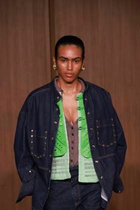 Lilly Sarti fashion show at SPFW N60 in Sao Paulo Sao Paulo (SP), 10 15 2025 - fashion show force Lilly Sarti fashion show at Sao Paulo Fashion Week - SPFW N60, at the Iguatemi Theater in Sao Paulo, this Wednesday, October 15, 2025. (Foto: Leco Viana Thenews2 imago images) Lilly Sarti fashion show at SPFW N60 in Sao Paulo  Copyright: xLecoxVianax