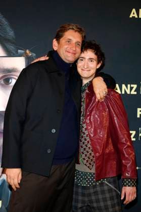 Sebastian Schwarz und Idan Weiss bei der Premiere des Kinofilms Franz K. im Delphi Filmpalast am Zoo. Berlin, 15.10.2025
