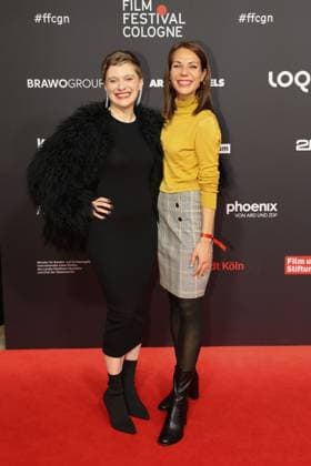 Nadja Felk und Jennifer Opara bei der Ankunft zur Verleihung der Film Festvial Cologne Awards am 16.10.2025 im Cineplex Filmpalast in Koeln Film Festival Cologne Awards 2025 in Koeln