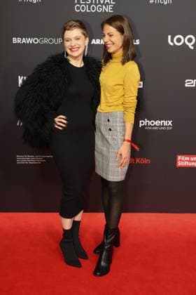 Nadja Felk und Jennifer Opara bei der Ankunft zur Verleihung der Film Festvial Cologne Awards am 16.10.2025 im Cineplex Filmpalast in Koeln Film Festival Cologne Awards 2025 in Koeln