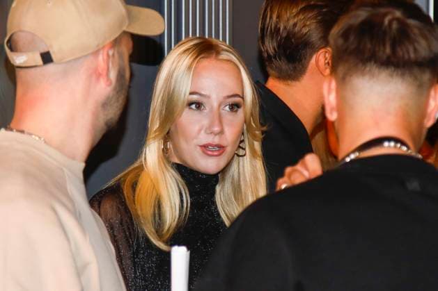 Weltpremiere des Roland Kaiser Konzertfilm 50 Jahre Roland Kaiser - Ein Leben für die Musik in Münster Münster, 16.10.2025 Annalena Kaiser bei der Weltpremiere des Roland Kaiser-Konzertfilms in Münster NRW Copyright: xMatthiasxGränzdörferx