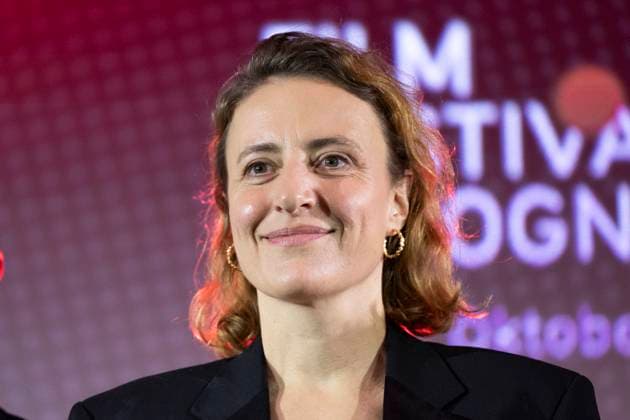 Schauspielerin Maren EGGERT (mi.), Preistraegerin International Actors Award 2025, Portrait, Portraet, freundlich, beim Film Festival Cologne, im Filmpalast Koeln, am 16.10.2025.
