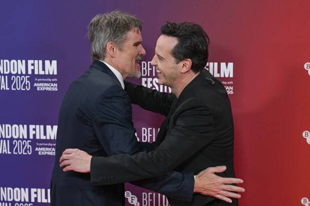 69th BFI London Film Festival LONDON, UNITED KINGDOM - OCTOBER 16: Ethan Hawke (L) and Andrew Scott (R) attend the premiere of the film Blue Moon during the 69th BFI London Film Festival held at the Royal Festival Hall in London, UK on October 16, 2025. Rasid Necati Aslim Anadolu London United Kingdom. Editorial use only. Please get in touch for any other usage.  Copyright: x2025xAnadoluxRasidxNecatixAslimx