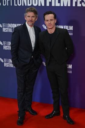 69th BFI London Film Festival LONDON, UNITED KINGDOM - OCTOBER 16: Ethan Hawke (L) and Andrew Scott (R) attend the premiere of the film Blue Moon during the 69th BFI London Film Festival held at the Royal Festival Hall in London, UK on October 16, 2025. Rasid Necati Aslim Anadolu London United Kingdom. Editorial use only. Please get in touch for any other usage.  Copyright: x2025xAnadoluxRasidxNecatixAslimx