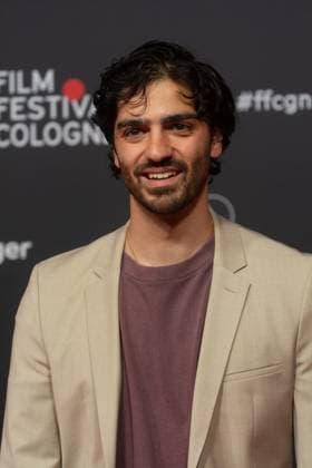 Red Carpet Before The Award Ceremony For Cologne Film Festival 2025 Marcel Zuschlag, a German actor, poses for pictures during the red carpet before the award ceremony of the Cologne Film Festival 2025 at Film Palast in Cologne, Germany, on October 26, 2025. cologne Germany  Copyright: xYingxTangx originalFilename: tang-notitle251016_npoat.jpg