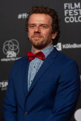 Red Carpet Before The Award Ceremony For Cologne Film Festival 2025 Felix Geiwagner poses for pictures on the red carpet before the award ceremony of the Cologne Film Festival 2025 at Film Palast in Cologne, Germany, on October 26, 2025. cologne Germany  Copyright: xYingxTangx originalFilename: tang-notitle251016_npsFz.jpg