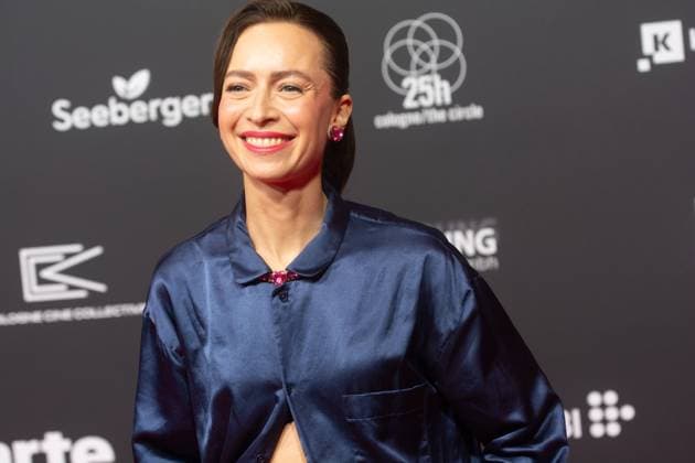 Red Carpet Before The Award Ceremony For Cologne Film Festival 2025 Bianca Hauda poses for pictures on the red carpet before the award ceremony of the Cologne Film Festival 2025 at Film Palast in Cologne, Germany, on October 26, 2025. cologne Germany  Copyright: xYingxTangx originalFilename: tang-notitle251016_npGYV.jpg