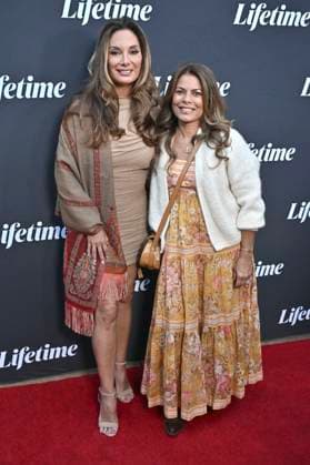 Alex Meneses und Lisa Vidal bei der Premiere des Lifetime-Films Taken at a Truck Stop: A Black Girl Missing im Garland Theatre. Los Angeles, 16.10.2025