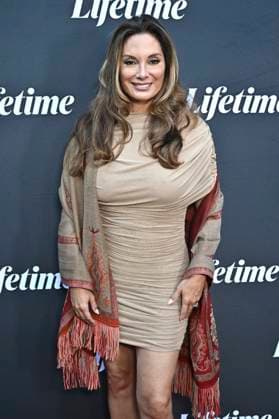 Alex Meneses bei der Premiere des Lifetime-Films Taken at a Truck Stop: A Black Girl Missing im Garland Theatre. Los Angeles, 16.10.2025