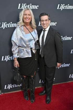 Corinne Buckley und Avi Gabay bei der Premiere des Lifetime-Films Taken at a Truck Stop: A Black Girl Missing im Garland Theatre. Los Angeles, 16.10.2025