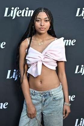 Mychal-Bella Bowman bei der Premiere des Lifetime-Films Taken at a Truck Stop: A Black Girl Missing im Garland Theatre. Los Angeles, 16.10.2025