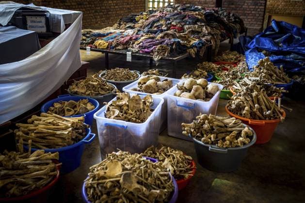 RWA RWANDA RUANDA Nyamata Uebereste der Opfer des Völkermordes sind in einer Kirche ausgestellt. Etwa 10.000 Tutsi wurden im April 1994 hier getötet RWA RWANDA RUANDA Nyamata Remains of the victims of the genocide are on display in a church. Around 10, 000 Tutsi were killed here in April 1994 Copyright: imageBROKER KarstenxThielker ibljjr15258458.jpg
